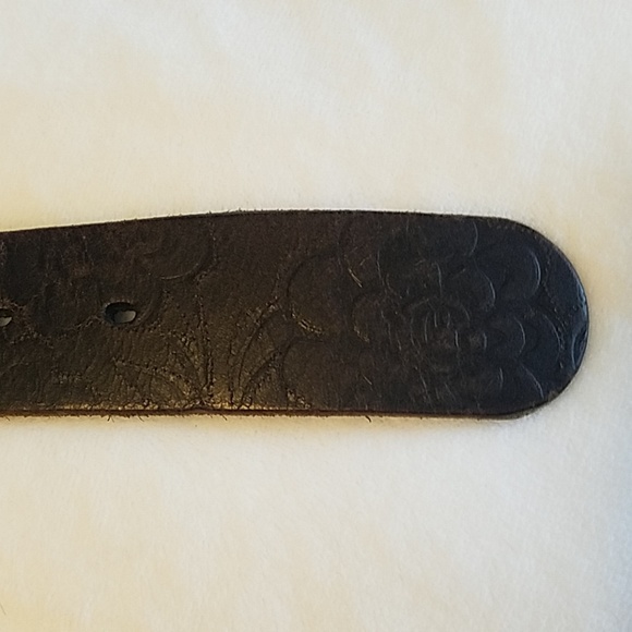Fossil Tooled Belt - Picture 4 of 5